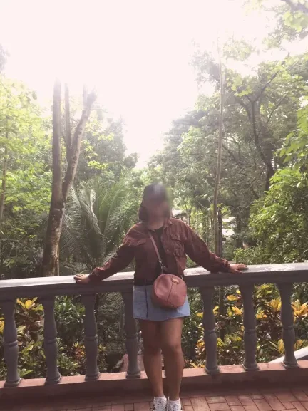 Astrid, 32