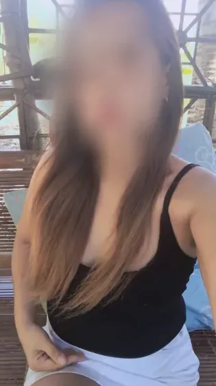 Birgit, 32