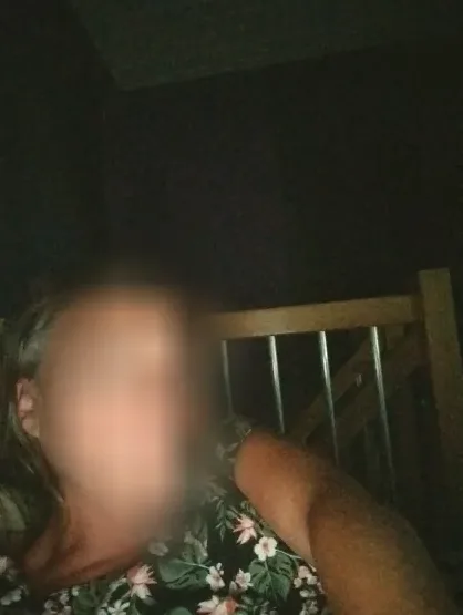 Clara, 36