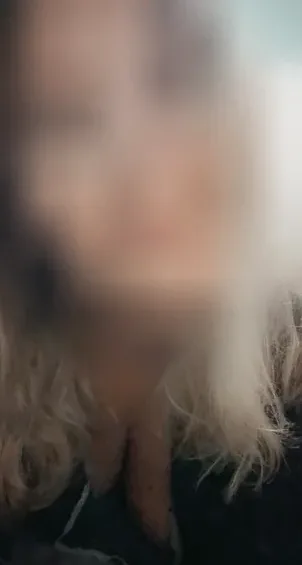 Emily, 39