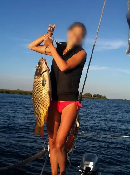 Emina, 39