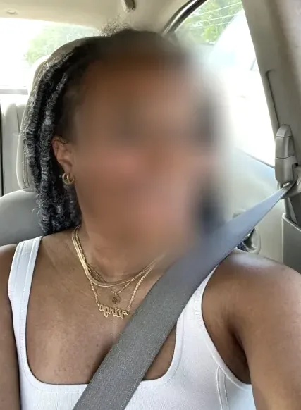 Emma, 20