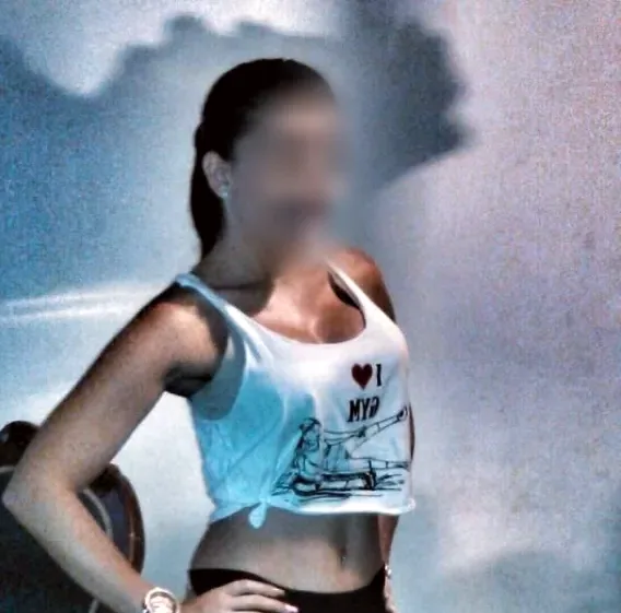 Hannah, 40