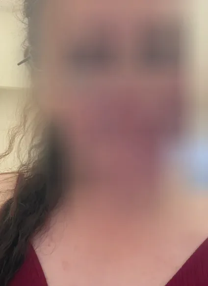 Jovana, 29