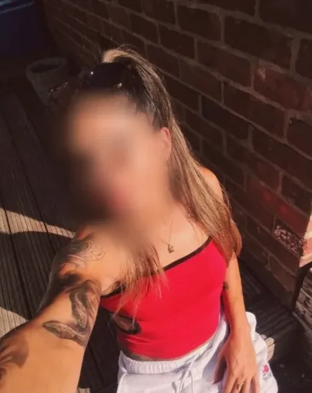 Michaela, 30