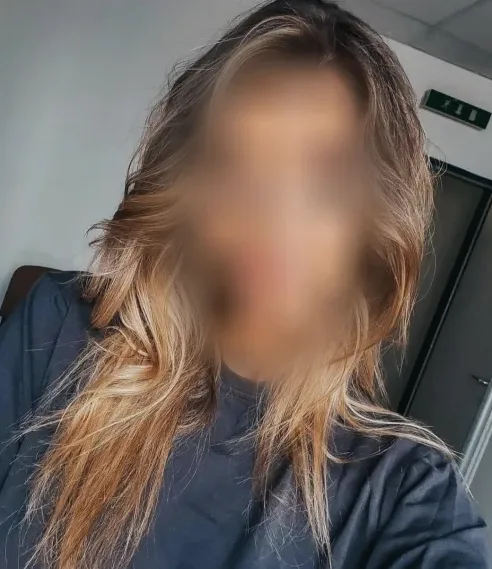 Nikolina, 32