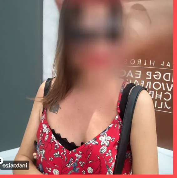 Selina, 37