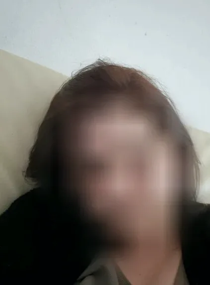 Simone, 35