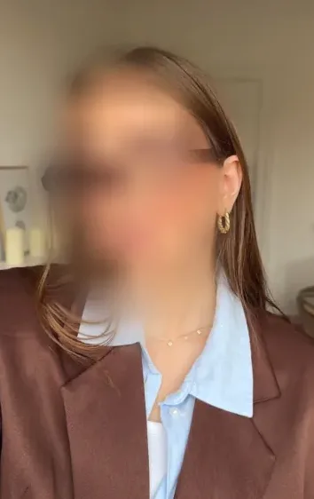 Yvonne, 32